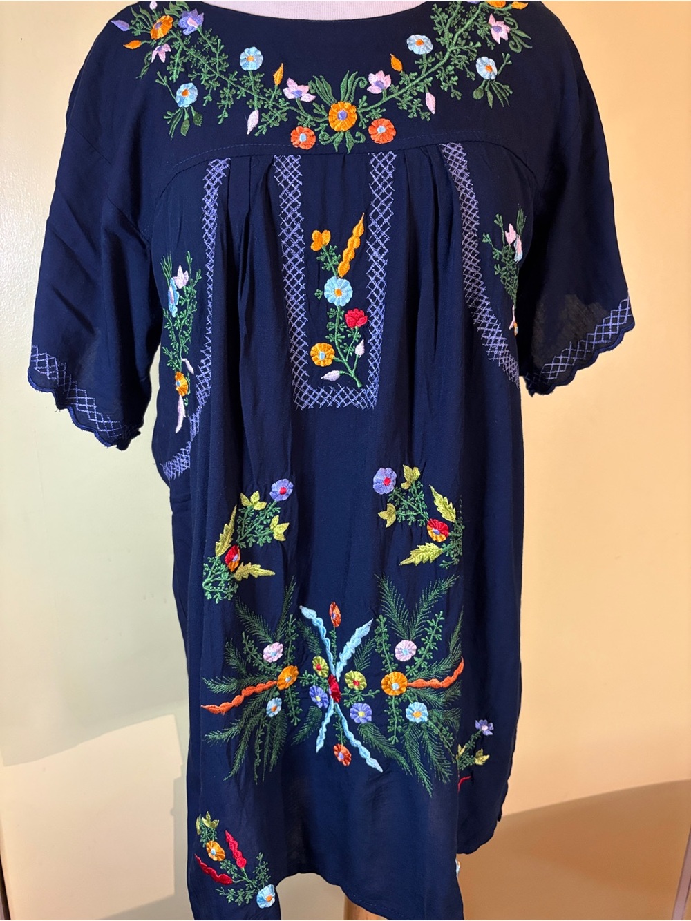 Back From Bali Embroidered Floral Fabric Dress